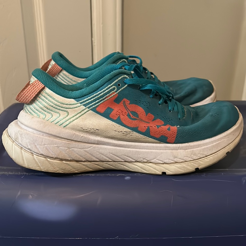 Used women’s hoka sneakers SZ 8